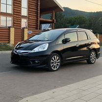 Honda Fit Shuttle 1.3 CVT, 2012, 102 000 км, с пробегом, цена 1 450 000 руб.