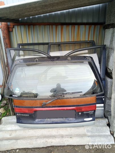 Mitsubishi Chariot, 1993