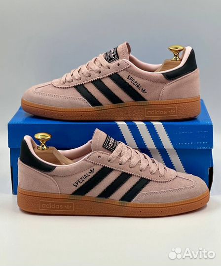 Кроссовки женские Adidas Spezial