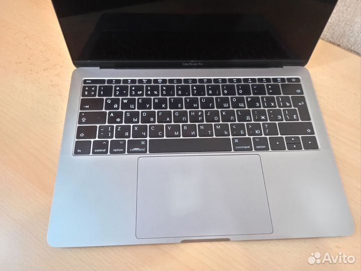 Apple macbook pro a1708