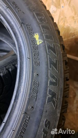 Bridgestone Blizzak Spike-02 185/55 R15 86T