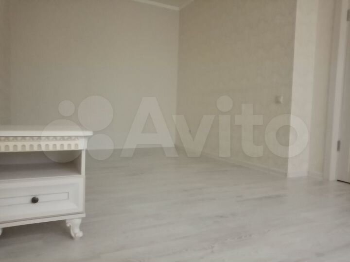 1-к. квартира, 50 м², 8/10 эт.