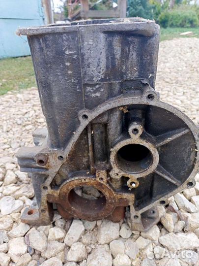 Двигатель 24Д в разобранном состоянии