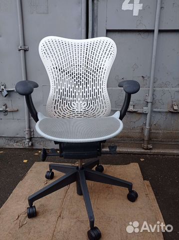 Кресло herman miller mirra 2