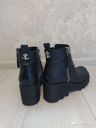 Обувь женская