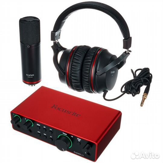 Комплект Focusrite Scarlett 2i2 Studio 4th Gen