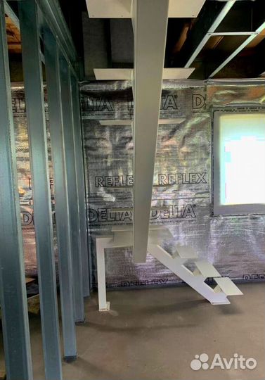 Перила деревянные для лестниц