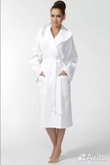 Новые халаты вафельные с капюшоном