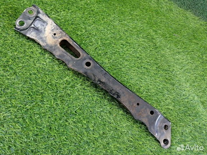 Балка под двс левая Lexus Nx200 AYZ15 2018