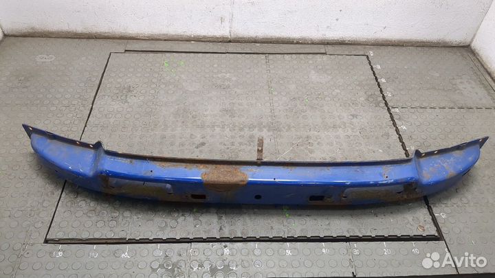 Усилитель бампера Mercedes Vito W638, 2003