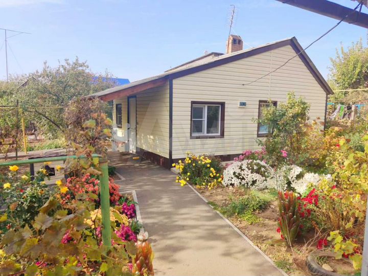 Дом 61,5 м² на участке 8 сот.