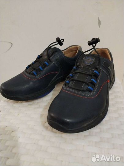 Полуботинки