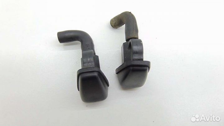 Форсунка омывателя лобового стекла Land Rover Rang