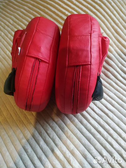 Продам лапы для бокса и единоборств