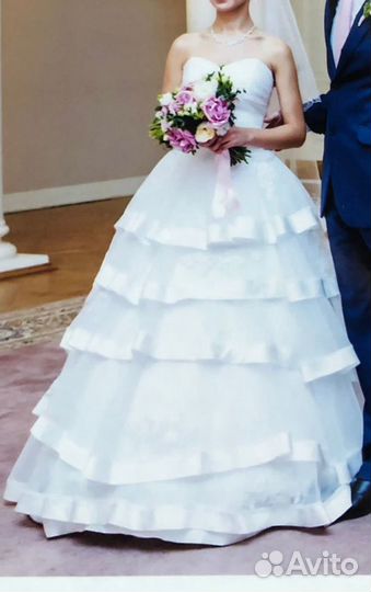 Свадебное платье