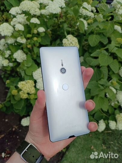 Sony Xperia XZ3, 4/64 ГБ