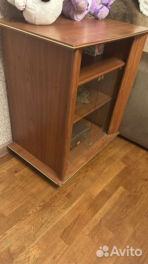 Тумба под телевизор