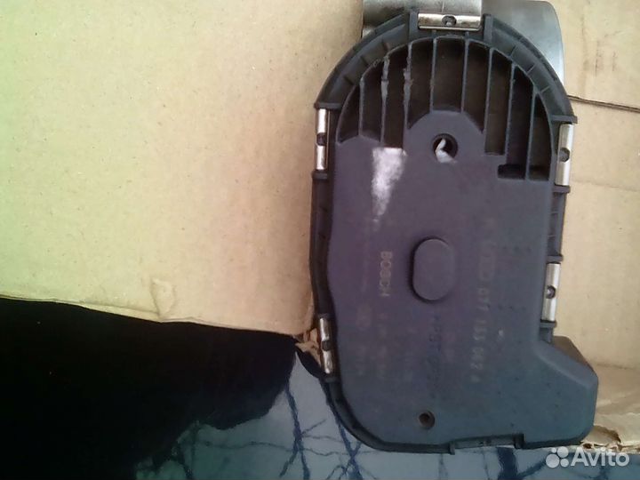 Дроссельная заслонка:WV 4.2, AudiQ7,4l,Bar 4.2-AHQ