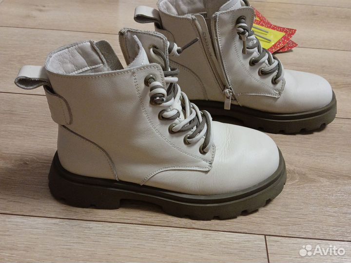 Ботинки демисезонные для девочки 35