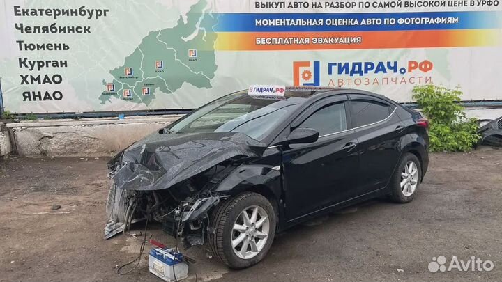 Кронштейн усилителя заднего бампера левый Hyundai Elantra (MD) 86681-3X700