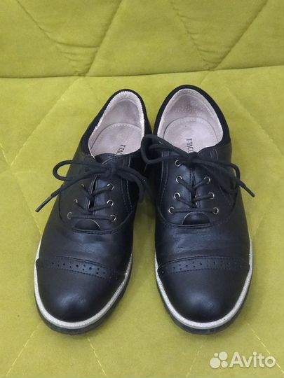 Туфли для девочки 33 размер