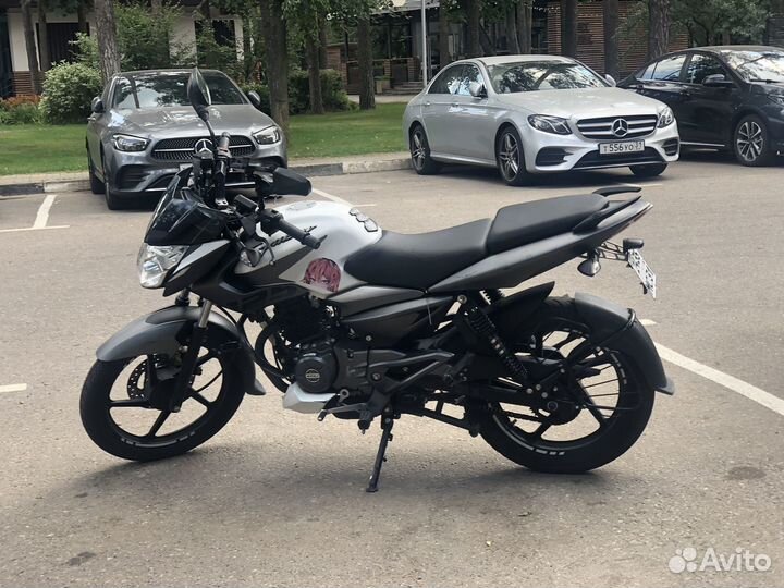 Мотоцикл bajaj pulsar ns 125