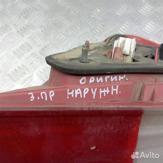 Фонарь задний наружный правый Mitsubishi Lancer 7