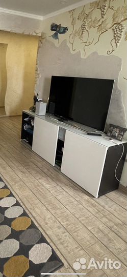 Тумба под телевизор