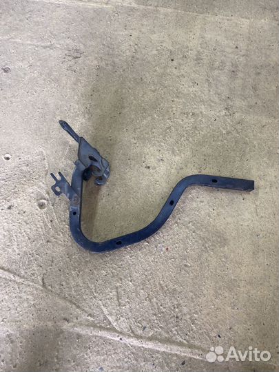 Петли багажника mark2 100