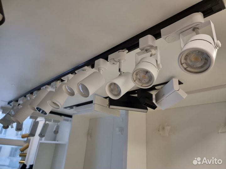 Трековые светильники черные/белые 10Вт, 20Вт, 30Вт
