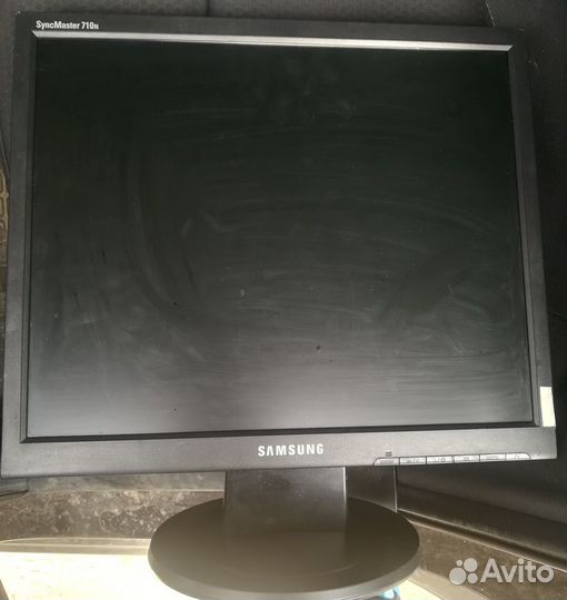 Монитор Samsung SyncMaster 710n