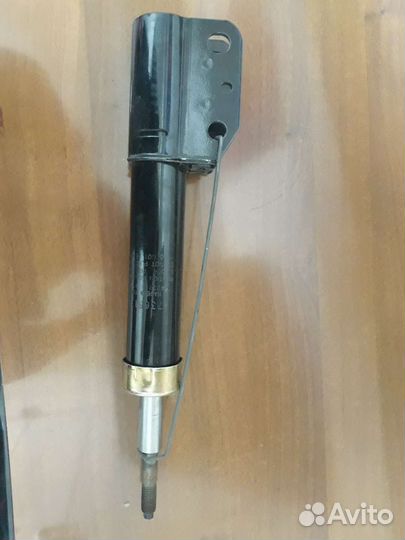 Стойки Buick Regal 3.8 (L27)