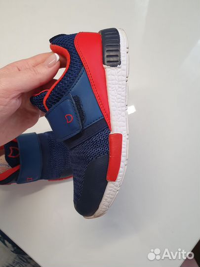 Кроссовки детские 28 размер