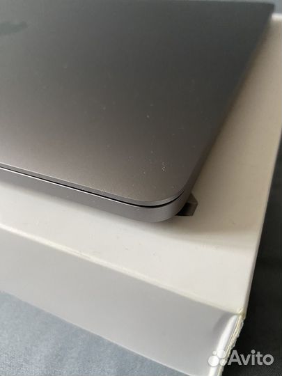 Macbook pro 13 m1 8gb 256gb