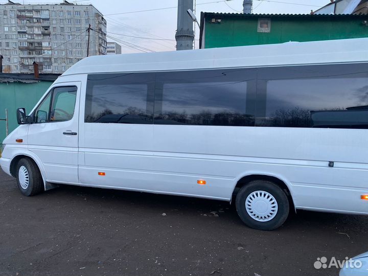 Mercedes-Benz Sprinter Classic микроавтобус, 2004