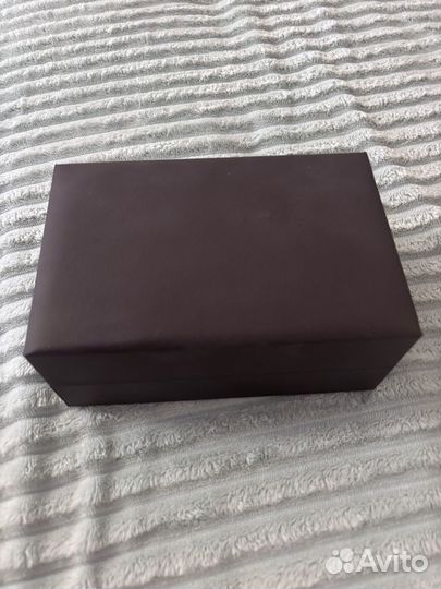 Наручные часы Swarovski