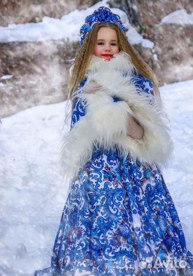 Костюм снегурочки, размер 140 см. Прокат
