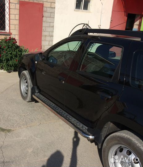 Renault Duster 2017 Пороги с накладным листом