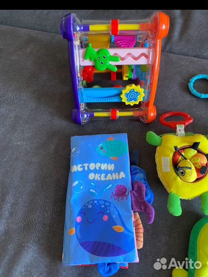 Детские развивающие игрушки для малышей