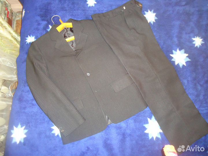 Костюм тройка