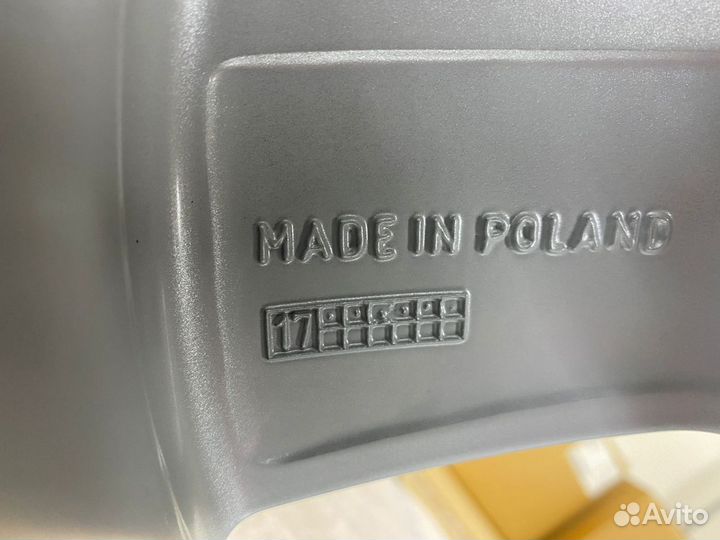 Новые оригинальные диски Audi A6, C7, R17