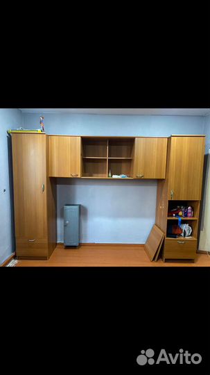 Стенка в гостиную бу