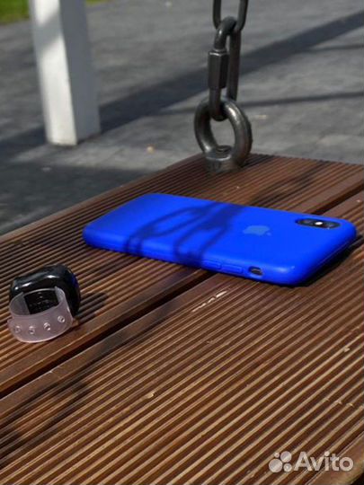 Чехол на iPhone 10