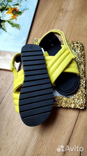 Босоножки Англия 29 размер