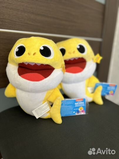 Игрушка мягкая Baby Shark марионетка Желтая