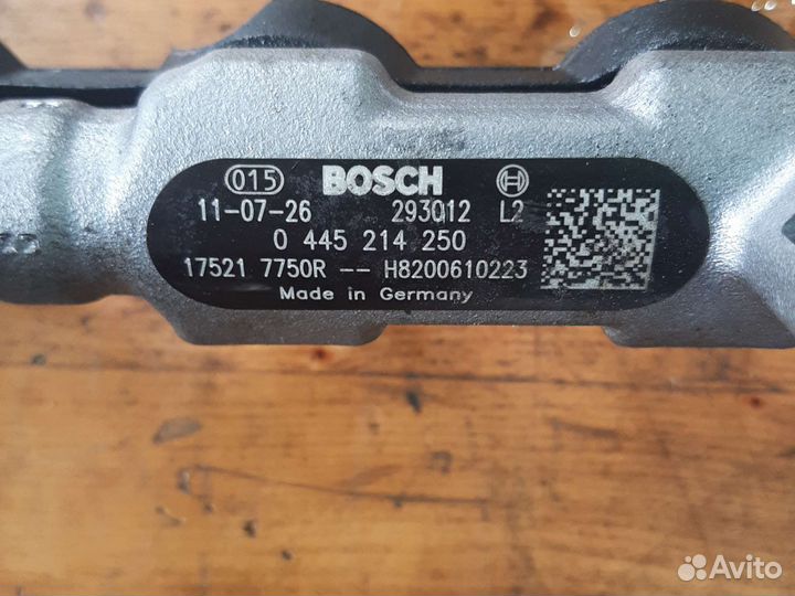 Рампа топливная 2.0 DCI Renault Koleos M9R