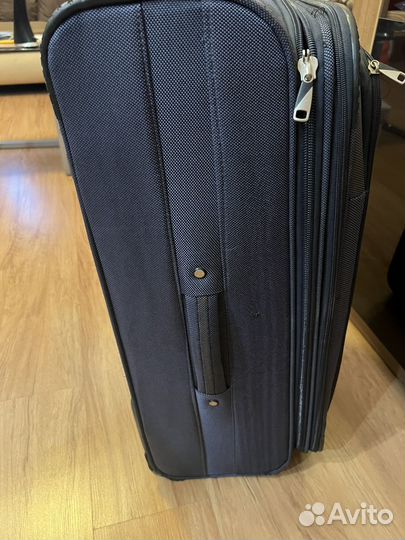 Чемодан размер L бу 72х26(+5)х45 с расширением