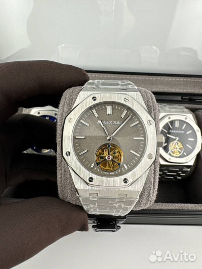 Часы Audemars Piguet Royal Oak Tourbillon 41мм