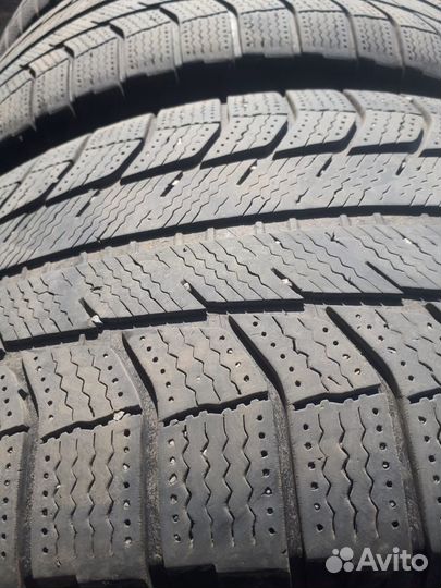 Michelin X-Ice 285/60 R18