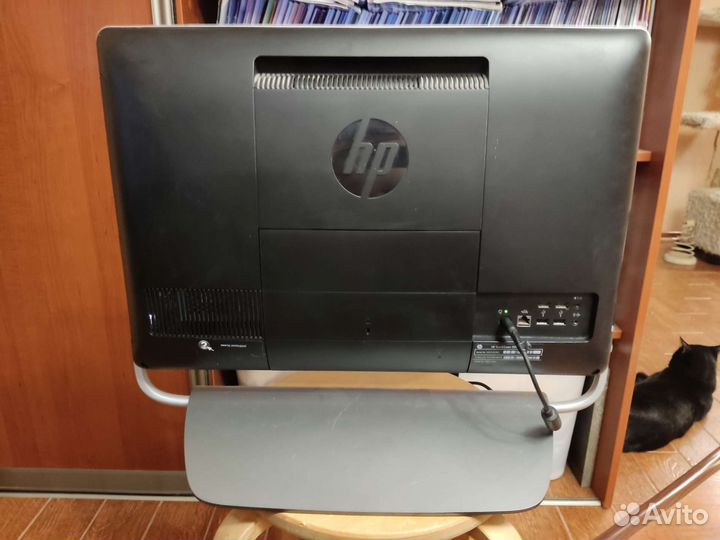 Моноблок HP TouchSmart 520-1108er
